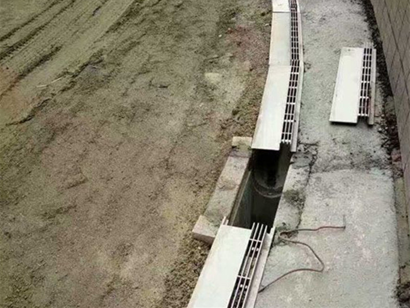 不锈钢缝隙式排水沟盖板